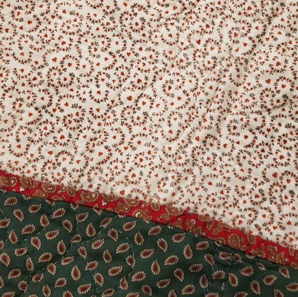 Handmade Vintage Patchwork Quilt, 61"×90", Green/Cranberry, Exceptional Piece! - Picture 14 of 16